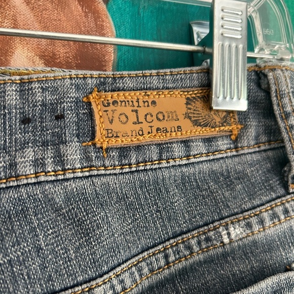 Volcom Blue Jean Shorts with Distressed Hem size 1 - Picture 7 of 16